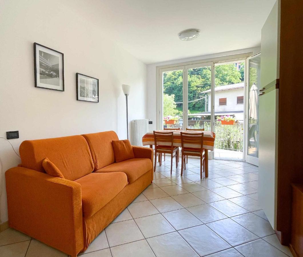 בלאג'יו La Spiaggia Apartment מראה חיצוני תמונה
